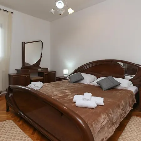 Marinero Apartment *